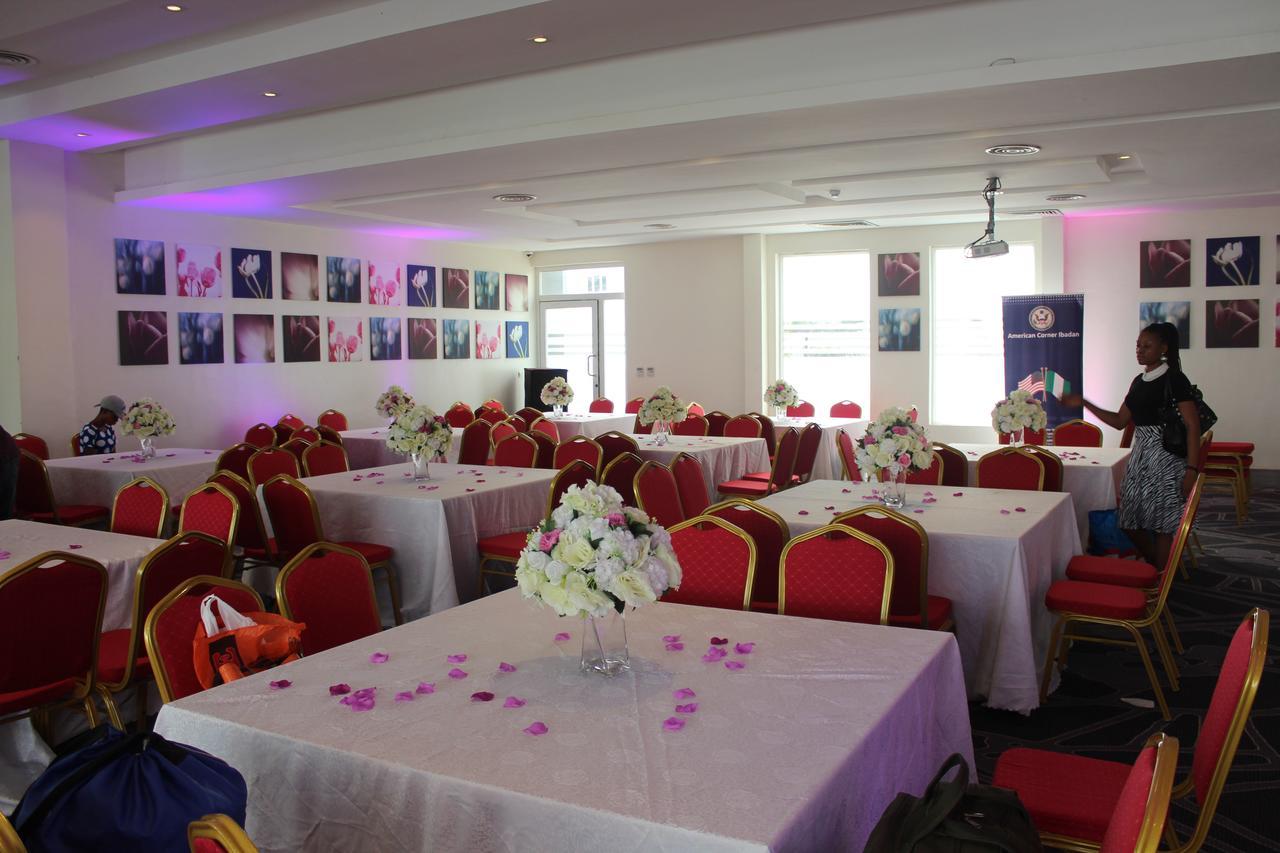 Golden Tulip Ibadan Otel Dış mekan fotoğraf